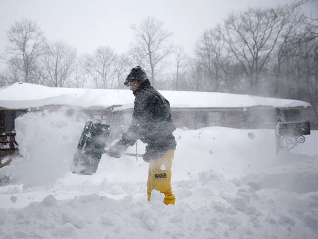 Потери Нью-Йорка из-за снежной бури составили 200 миллионов долларов, подсчитали в Moody's Analytics