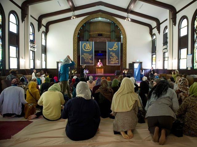 В США открылась мечеть только для женщин