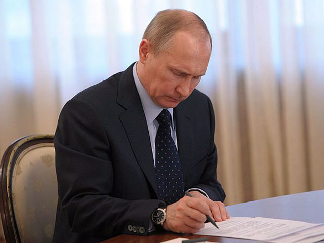 Президент Владимир Путин 5 февраля подписал указ о призыве резервистов на прохождение военных сборов в 2015 году