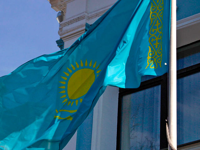 Казахстан хочет ограничить подешевевший из-за девальвации рубля российский импорт