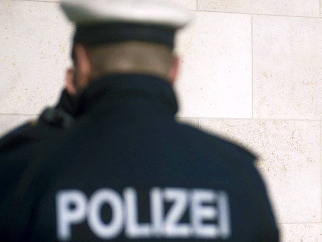 Австрийская полиция выясняет обстоятельства убийства 53-летнего уроженца Чечни, который скончался от огнестрельного ранения