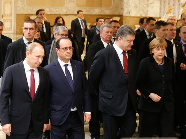 Во Дворце независимости в Минске в четверг завершились марафонские переговоры "нормандской четверки" по урегулированию украинского кризиса, продолжавшиеся более 15 часов