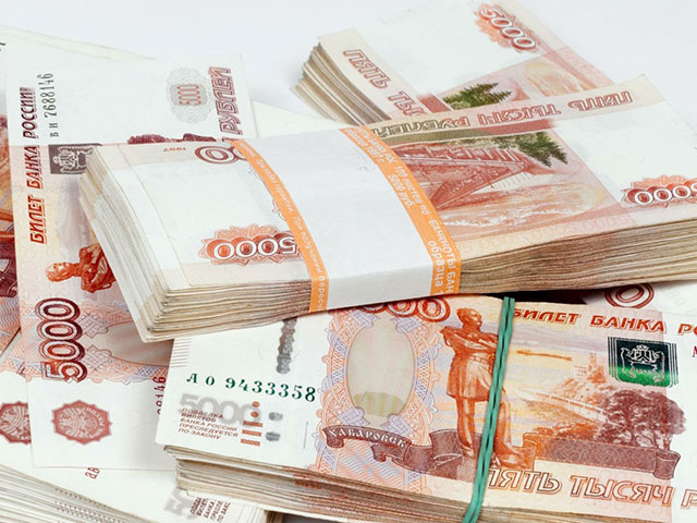 Напуганные кризисом россияне перевели триллион рублей из длинных вкладов в короткие  