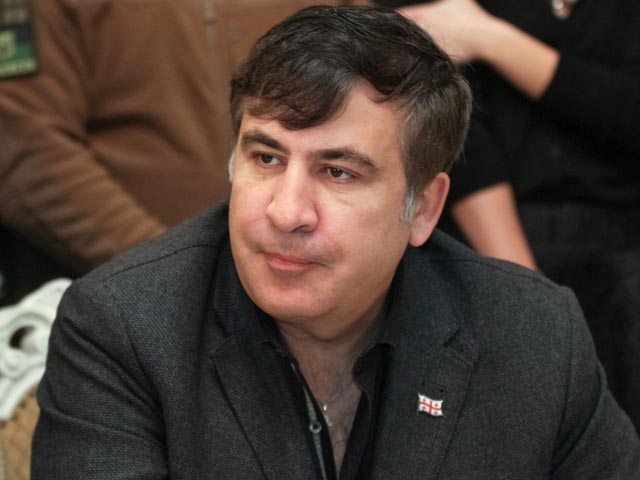 Бывший президент Грузии Михаил Саакашвили, известный своим неприязненным отношением к российскому президенту Владимиру Путину, отказался занять пост главы Национального антикоррупционного бюро из-за необходимости принять украинское гражданство