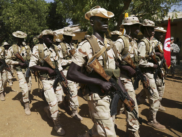 В январе этого года власти Чада заявили об активизации своих действий против "Боко Харам" - официальная Нджамена направила в Камерун и Нигерию воинский контингент