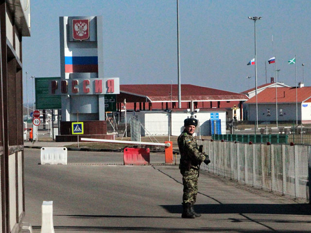 Все пункты пропуска на российско-украинской границе в Ростовской области будут оборудованы специальными средствами принудительной остановки автотранспорта, применяемыми на железнодорожных переездах