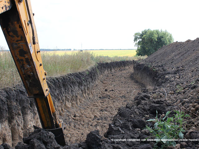Правительство Украины решило изменить проект обустройства украинско-российской границы под названием "Стена" ("Европейский вал")