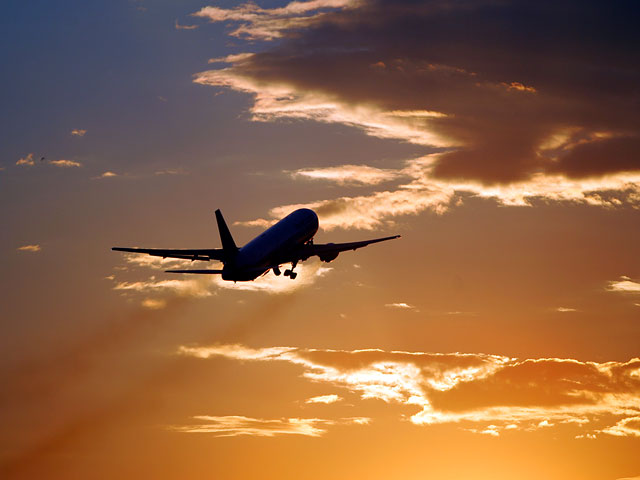 Минтранс хочет поддержать авиацию субсидированием безальтернативных маршрутов и снижением НДС