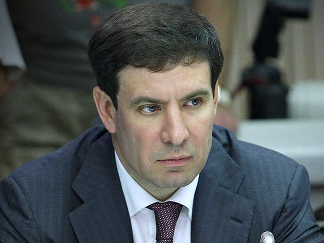 На депутата Госдумы Юревича завели дело за избиение бизнесмена хоккейной клюшкой "в пылу борьбы"