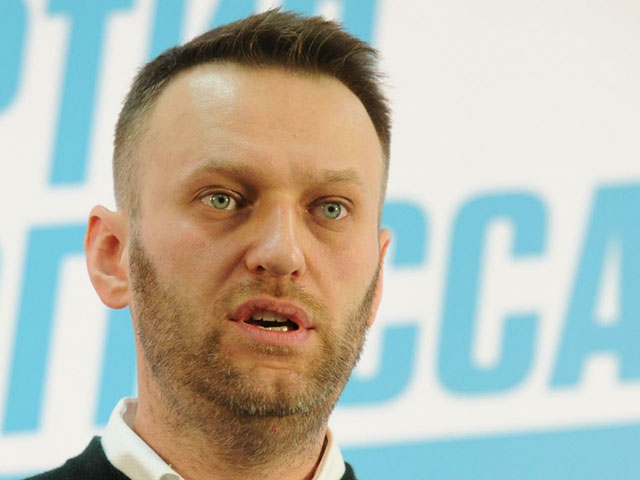 Навальный считает, что за Немцовым в момент убийства следили 