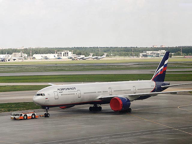 "Аэрофлот" предлагает обязать чиновников пользоваться российскими авиакомпаниями
