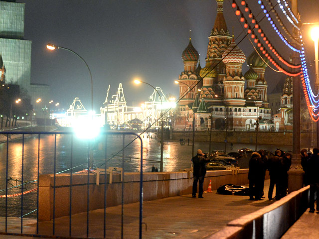 РЕН ТВ сообщил об обнаружении автомобиля, на котором перемещался убийца Бориса Немцова
