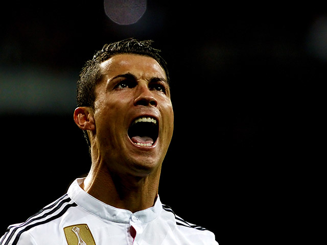 Форвард мадридского "Реала" и сборной Португалии Криштиану Роналду возглавил рейтинг самых богатых действующих футболистов мира