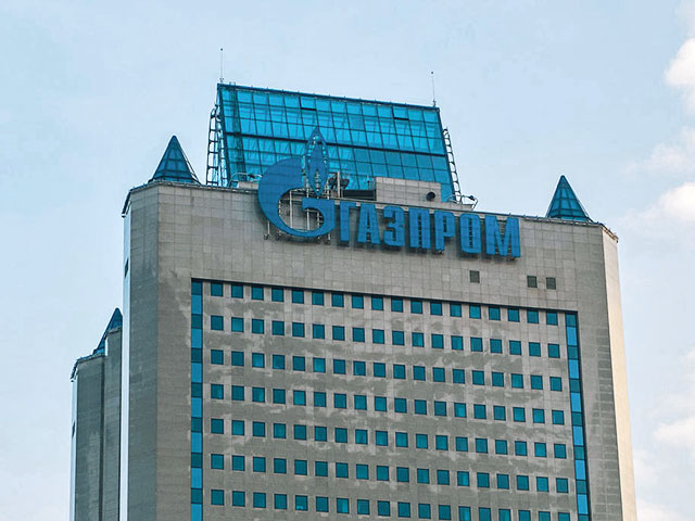 Причитающиеся государству дивиденды "Газпрома" за 2014 год могут упасть до 5,15 рублей на одну обыкновенную акцию после 7,2 рублей на акцию по итогам 2013 года