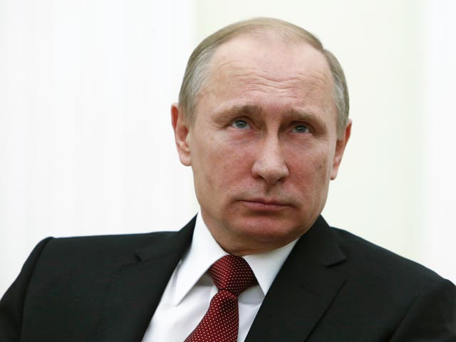 Телеканал "Дождь" утверждает, что выяснил причину отсутствия президента России на публике в последние дни: источники канала заявили, что Владимир Путин заболел гриппом