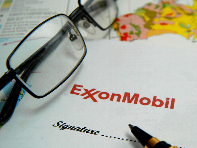 Американская компания ExxonMobil, оператор месторождения "Сахалин-1", требует от России вернуть деньги, переплаченные в качестве налога на прибыль при реализации нефтегазового проекта "Сахалин-1"