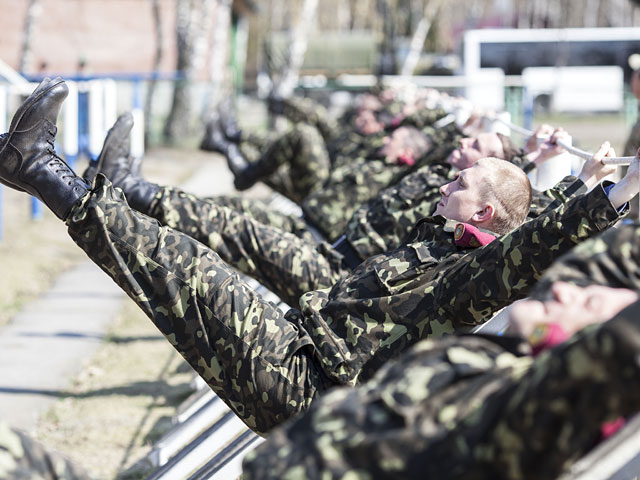 Британские военные приступили к работе по обучению военнослужащих украинской армии