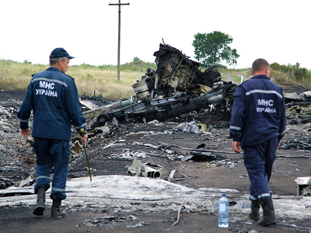 В обломках авиалайнера Boeing рейса MH17, потерпевшего крушение летом 2014 года в Донецкой области, обнаружены осколки ракеты российского зенитного комплекса "Бук"