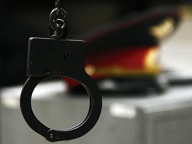 В Оренбургской области вынесен приговор двум уже бывшим сотрудникам МВД, которые жестоко избили мужчину кавказской внешности. Мотивом расправы стало то, что потерпевший разговаривал по телефону и смеялся