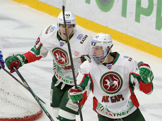 Хоккеисты казанского "Ак Барса" победили на своем льду новосибирскую "Сибирь" и во втором матче финальной серии Восточной конференции
