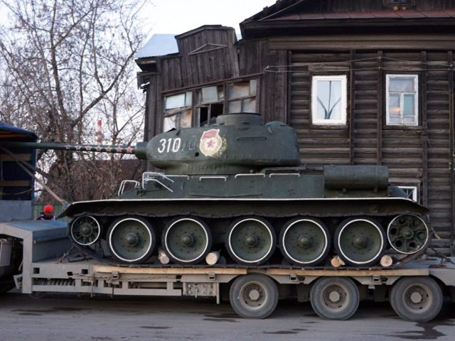 Танк Т-34, который должен возглавить парад 9 мая в Перми, отправили на ремонт