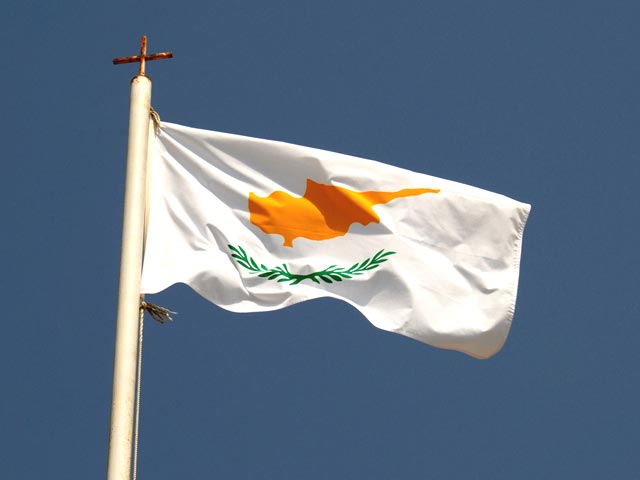 Власти Кипра отменяют ограничения на движение капитала с 6 апреля