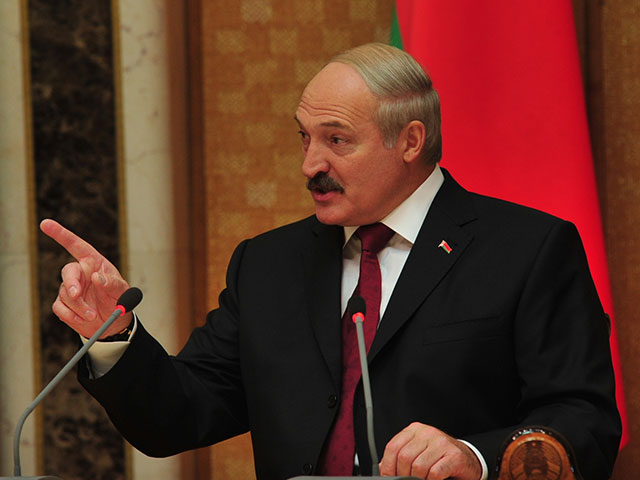 декрет "О предупреждении социального иждивенчества" был подписан Александром Лукашенко 2 апреля