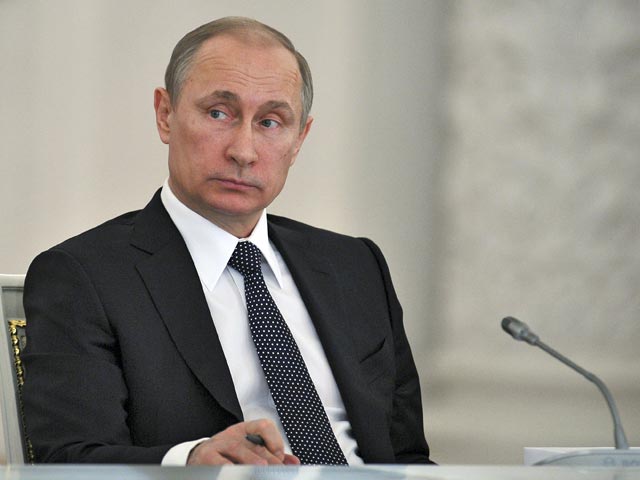 Путин призвал утвердить в обществе ценности предпринимательства и оградить бизнес от "крышевания" 