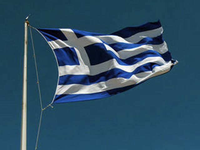 Греция не просила Россию о финансовой помощи и намерена решить свои долговые проблемы с Евросоюзом. Об этом, как передает агентство Reuters, заявил в среду представитель правительства страны