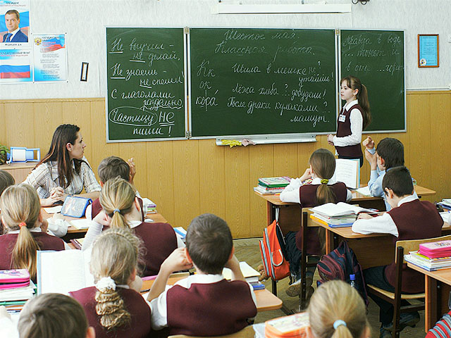Минобрнауки РФ разрабатывает законопроект о создании базы данных с подробной информацией об учащихся и их родителях