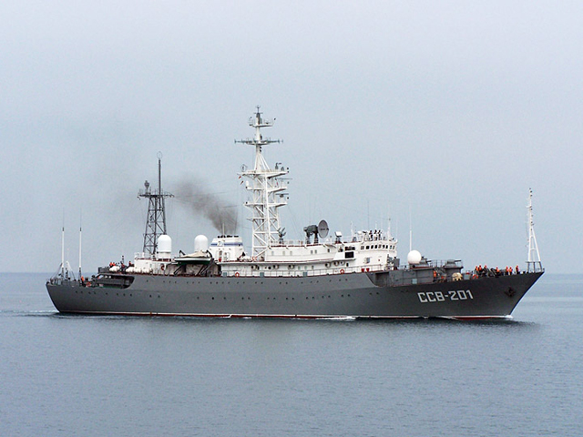 Российский военный корабль "Приазовье" выполняет в Аденском заливе плановые задачи в рамках антипиратской деятельности