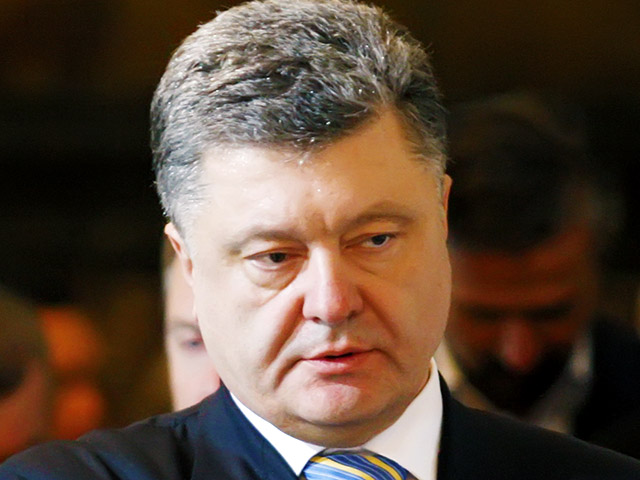 Президент Украины Петр Порошенко пожаловался на донецких сепаратистов, которые, по его словам, отказываются прекращать огонь