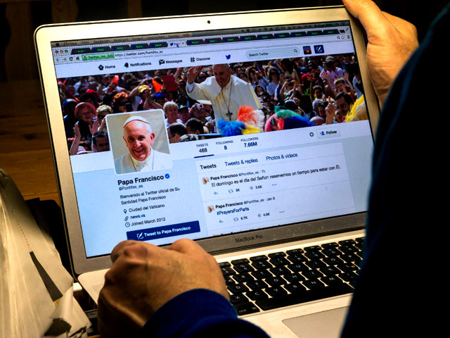 Число подписчиков микроблога папы римского в Twitter@Pontifex превысило 20 миллионов