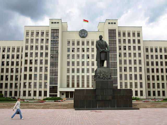 Россия отсрочит Белоруссии платежи по госдолгу
