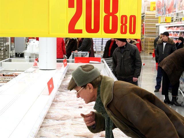 В марте рекордное число россиян стали покупать меньше продуктов питания