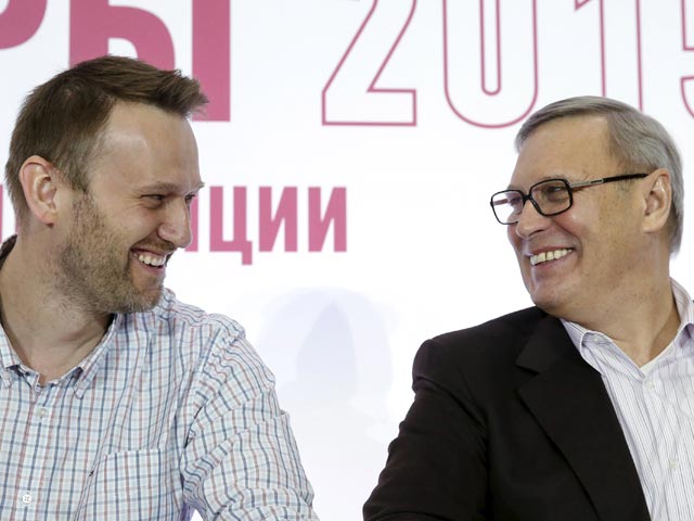 Алексей Навальный и Михаил Касьянов, 18 апреля 2015 года