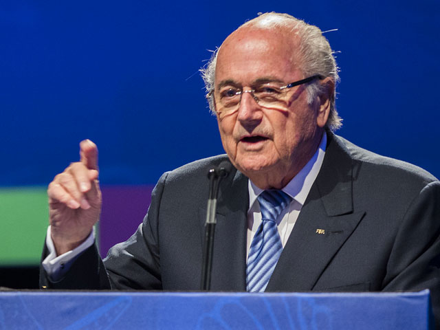 Глава ФИФА посоветовал критикам ЧМ-2018 оставаться дома и не приезжать в РФ