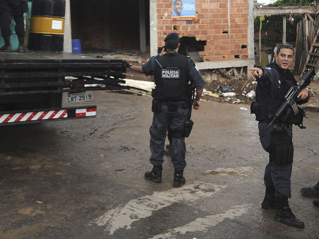Полиция города Нова-Игуасу в штате Рио-де-Жанейро в Бразилии задержала мужчину, подозреваемого в жестоком убийстве своей возлюбленной
