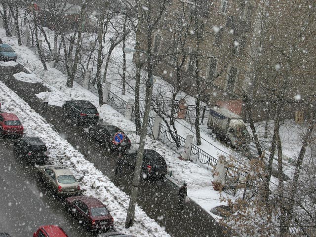 Синоптики объяснили, откуда в конце апреля взялись снегопады и метели, которые обрушились на европейскую часть России и порядком удивили граждан страны