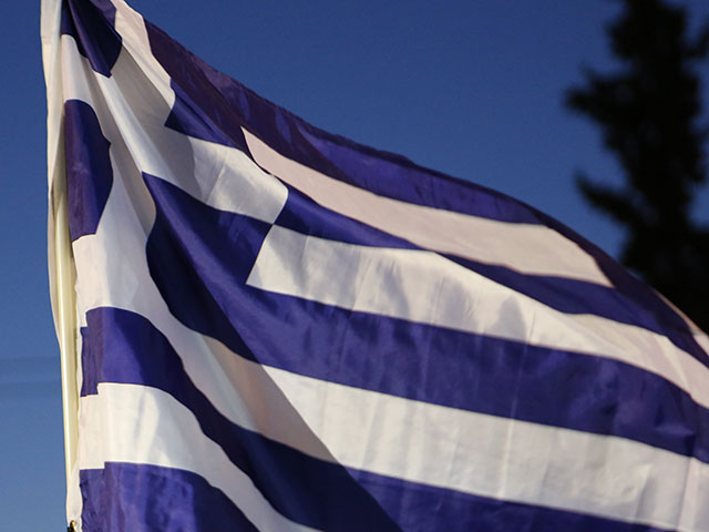 ФИФА и УЕФА пригрозили Греции исключением из международных турниров