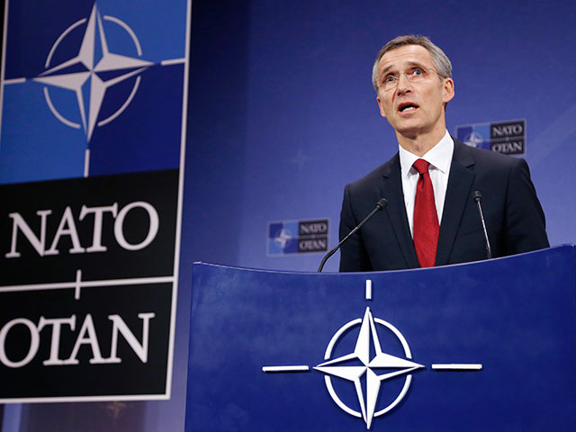Генеральный секретарь НАТО Йенс Столтенберг обвинил Россию в наращивании военного присутствия на территории Украины и вдоль общей границы