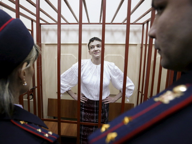 Украинская летчица Надежда Савченко, которой недавно предъявили окончательное обвинение в причастности к убийству двух российских журналистов на Донбассе, будет госпитализирована в 20-ю городскую больницу в Москве