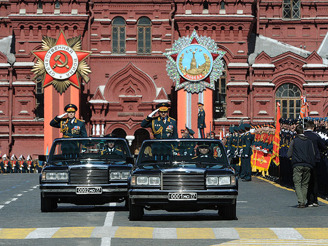 В Москве на Красной площади началась генеральная репетиция парада в честь 70-летия Победы в Великой Отечественной войне
