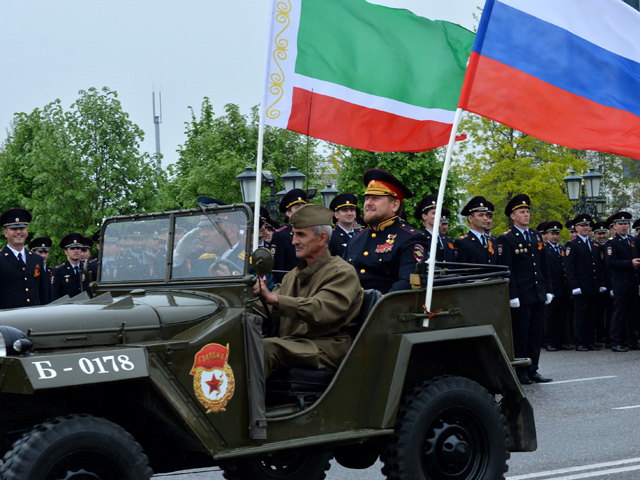 Празднование 70-летней годовщины Победы в Великой Отечественной войны В столице Чечни Грозном 9 мая началось с театрализованного действия