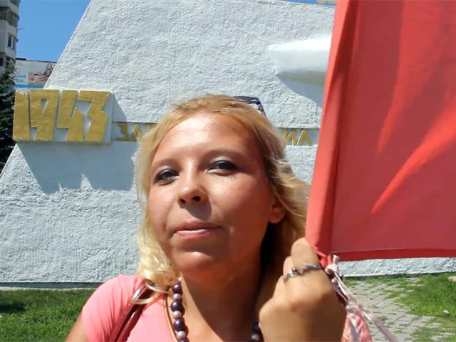 На Кубани за политические листовки задержали активистку Дарью Полюдову На Кубани за политические листовки задержали активистку Дарью Полюдову