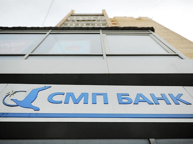 Среди универсальных самые плохие показатели у "СМП Банка", который в 2014 году не только получил убыток в 49,4 млрд рублей, но и закончил год с отрицательным капиталом в -35,7 млрд руб