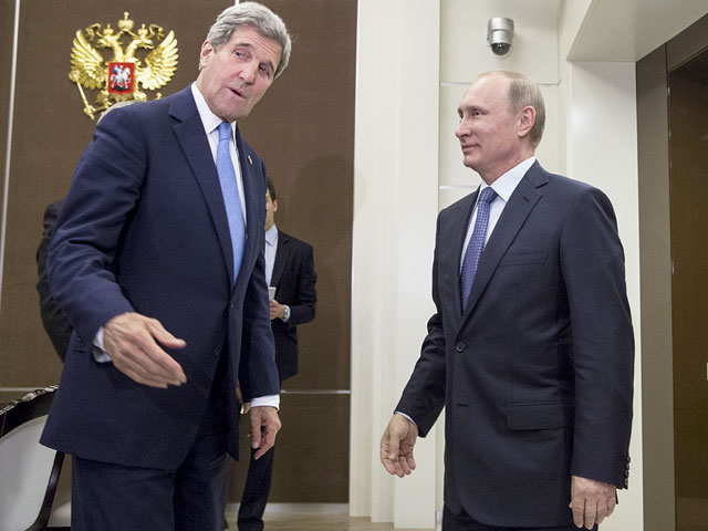 Владимир Путин и Джон Керри, 12 мая 2015 года