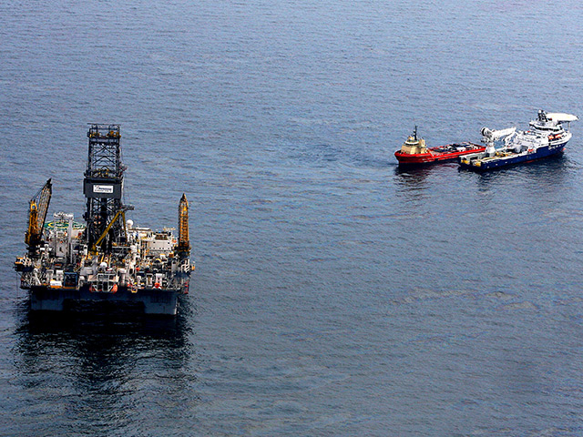 Швейцарская компания Transocean урегулировала все претензии с британской BP и американской Halliburton по делу об аварии на скважине Макондо в 2010 году, которая унесла жизни 11 человек и привела к тому, что в Мексиканский залив вылились миллионы баррелей