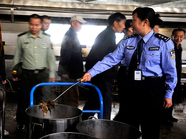 В Китае организовали экскурсии для государственных служащих в тюрьму для взяточников