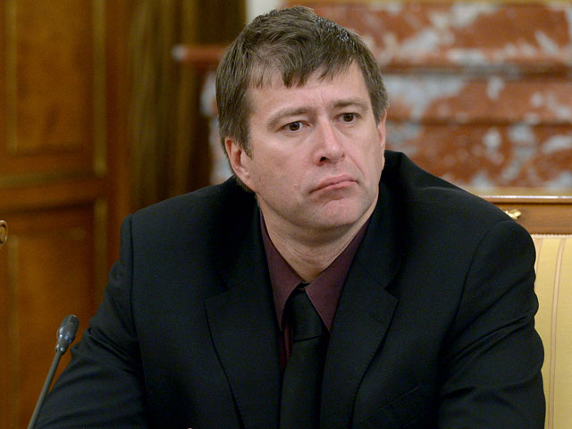 Министр юстиции РФ Александр Коновалов заявил, что фонд "Династия", признанный "иностранным агентом" могут исключить из этого реестра